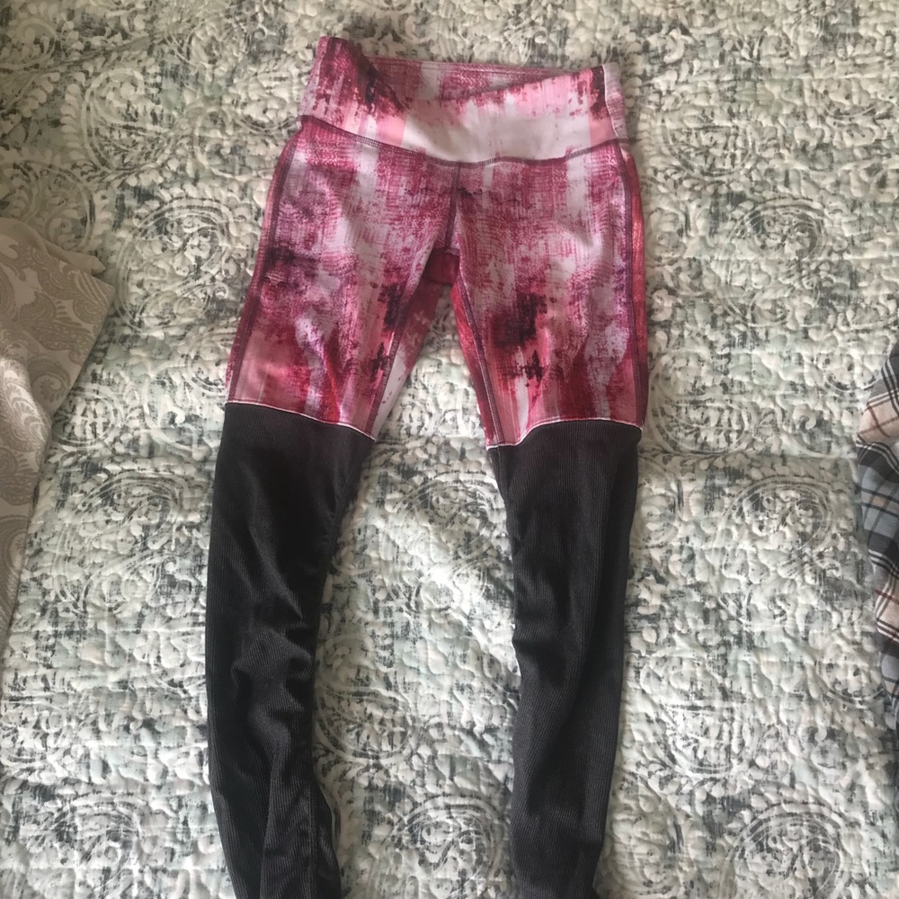 Alo yoga goddess legging! Like new no pilling!